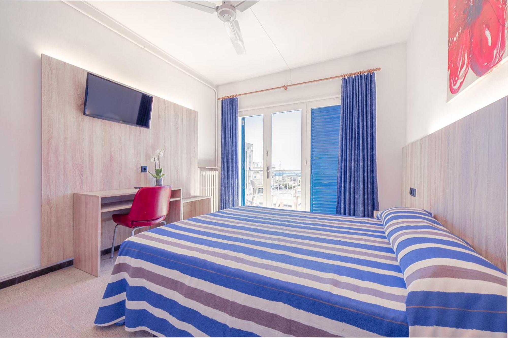 Hotel Bell Aire L'Estartit Zewnętrze zdjęcie